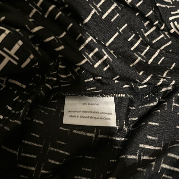 Tory Burch dress. 100% silk. Size M. - Picture 4 of 4